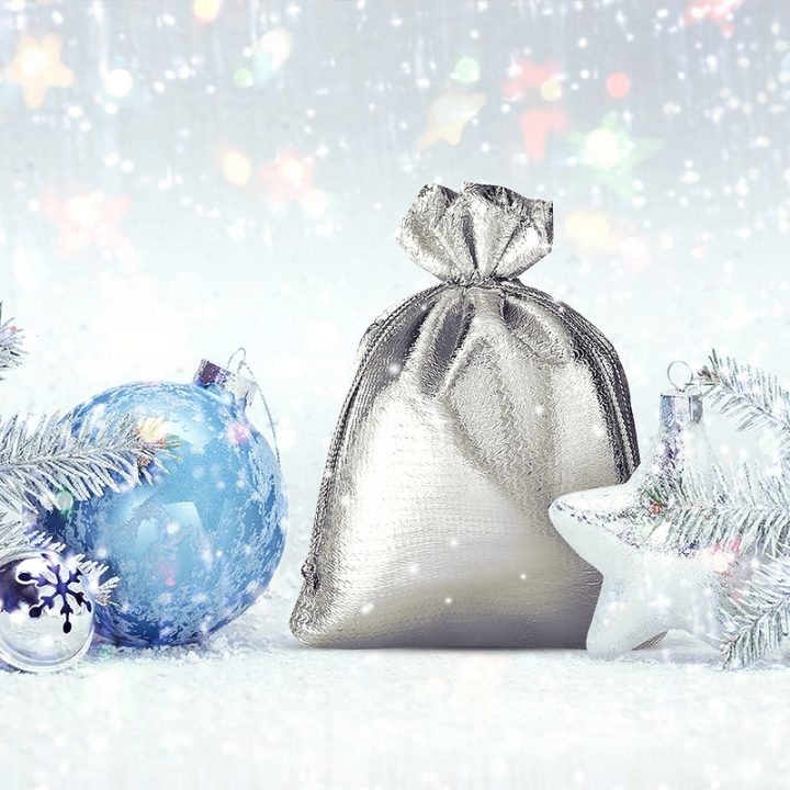 Metaalachtige zakjes 12 x 15 cm - zilver metallic Kleine Zakjes 12x15 cm